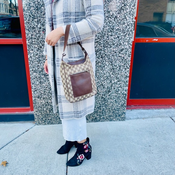 GUCCI Leather and Canvas Shoulder Bag AUTHENTIC - Picture 13 of 16